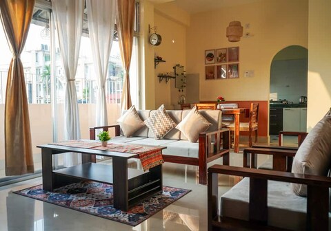 BeauMonde Boutique Suites - Autumn Bliss