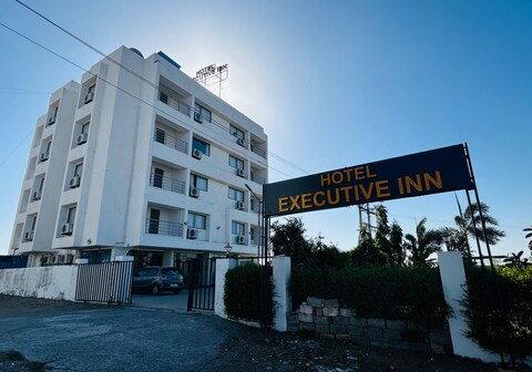 Executive Inn