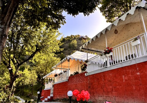 Mountain Vieww Retrreat at Indrunag