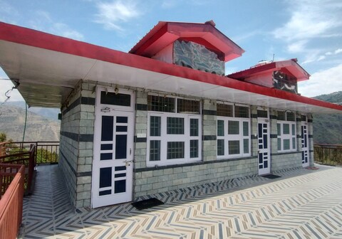 Himalayan Valvista - Food & Stay