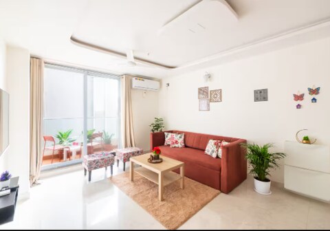 Sun-kissed, Spacious 2bhk with Balcony in Powai by Iconic Stays
