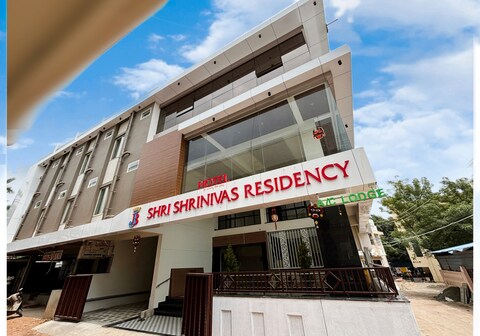 Hotel Shri Shrinivas Residency