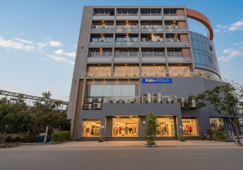 FabHotel Vishala Inn