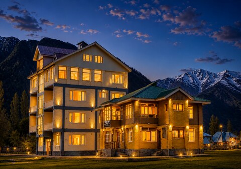 Pine Tree Resort Gurez