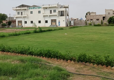 Hotel Royal tower & Marriage Garden