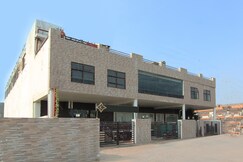 Hotel Crossroad, Lucknow Hotel Crossroad, Lucknow