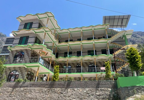 Deva Guest House Chojh