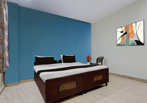 Hotel O Faridabad Central Railway Junction Formerly Diamond