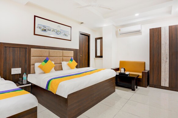 Itsy Hotels K K Residency Staywell