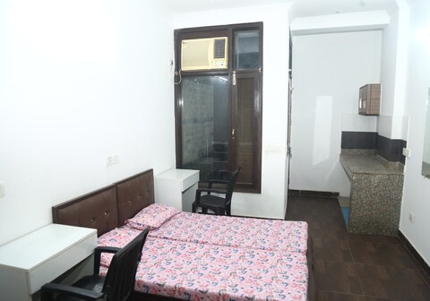 Comfort Apartment East of Kailash