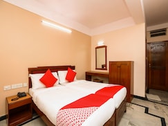 OYO 17056 Hotel Chandra Palace, Mysore OYO 17056 Hotel Chandra Palace, Mysore