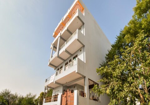 Shree Bakebihari PG House