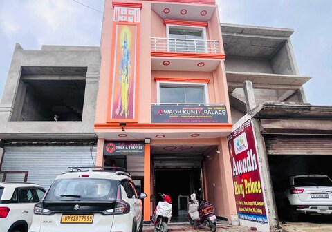 Hotel O Awadh Kunj Palace