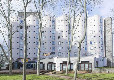 hotelF1 Cergy