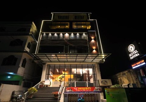 HOTEL PAVITRA