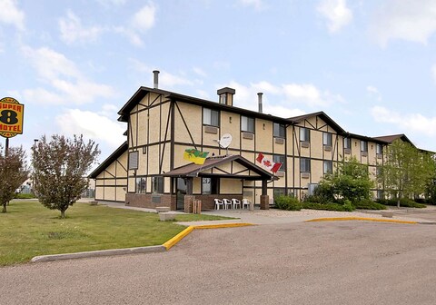Super 8 by Wyndham Regina