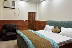 Hotel Roop Mahal @Neb Sarai, Delhi Hotel Roop Mahal @Neb Sarai, Delhi