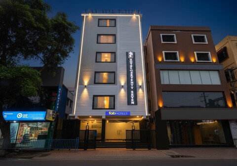 FabHotel Seventy Seven