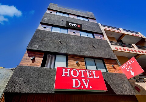 Hotel O D.V Near Medanta Hospital Indore