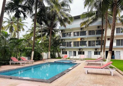 FabHotel Grand Inn Resort