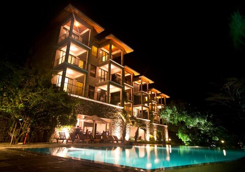 Randholee Resort and Spa