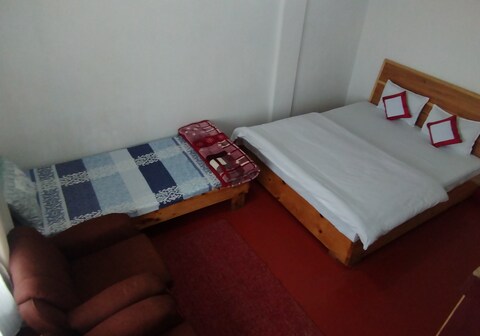 Travellers Point BNB Elephant Fall