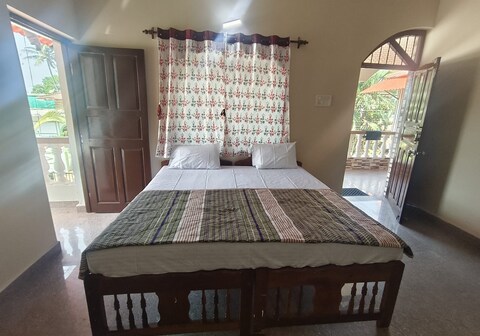 The Three Queen HolidayHome