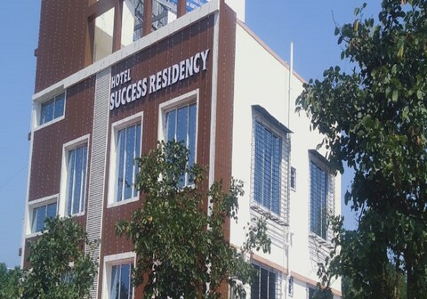 Hotel Success Residency