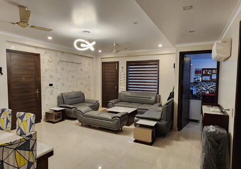 Dream Luxurious 3BHK Apartment IGI Delhi Airport/ ICC