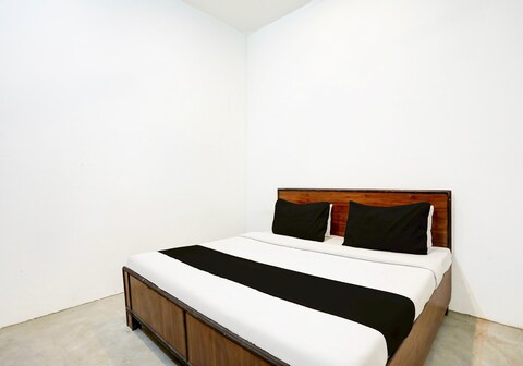 Hotel O D.K. PALACE HOTEL & ROOMS