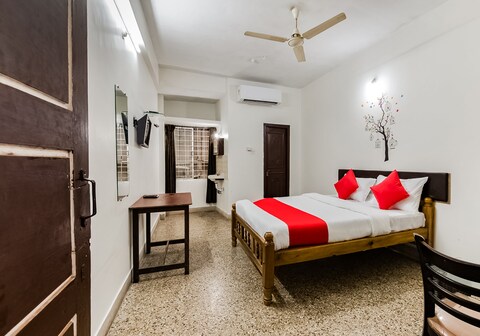 Super Hotel O Sushma Lodge