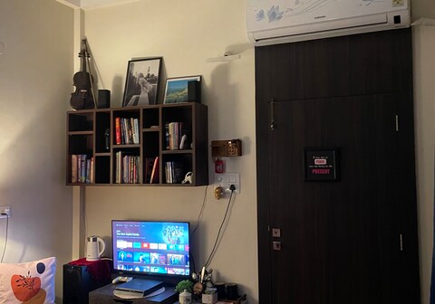 Cozy cove private room by aesthetic