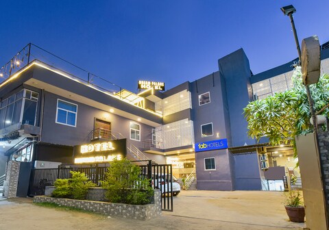 FabHotel Dream Palace - Jaipur airport terminal 2
