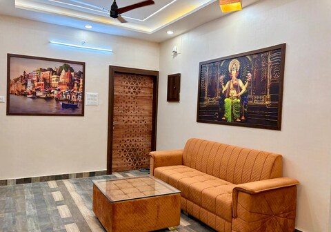 Egardenstay 3BHK Maa Durga Palace
