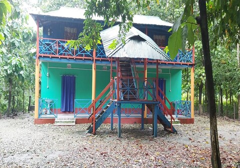 Mendabari Blue Farm Stay