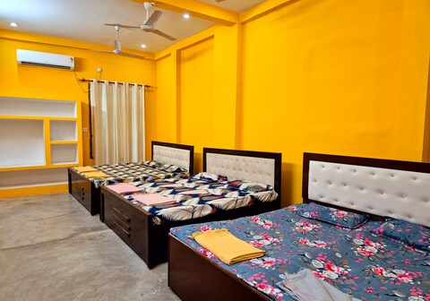 Shri Raghupati Guest House