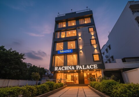 FabHotel Rachna Palace and Banquets - Nr. Lekhraj Metro Station