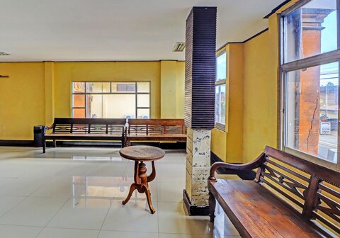 OYO 91610 Batukaru Garden HotelNearLumintang Park