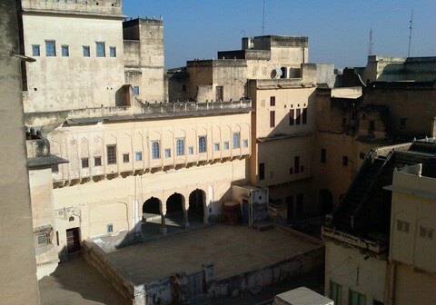 Narayan Niwas Castle, 36 kms from Jhunjhunu