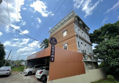 V Stays CUSAT | Couple Friendly Budget Stays