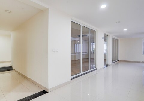 Palette Perumbakkam Near Sathyabama University