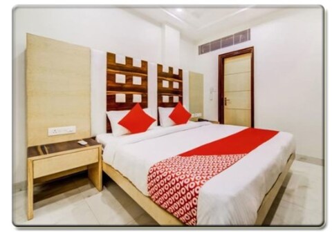 Shree Gurunanak Palace