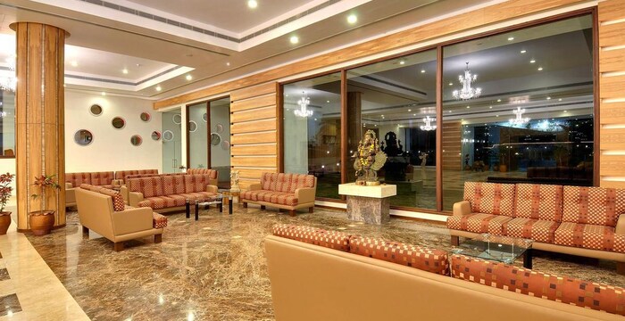 inder-residency-udaipur-hotel-lobby