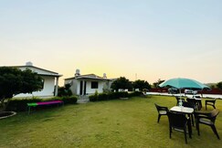 Gramiya In, Jim Corbett Gramiya In, Jim Corbett