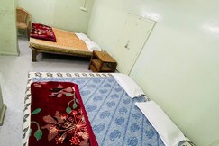 Kapoor Bhawan, Varanasi Kapoor Bhawan, Varanasi