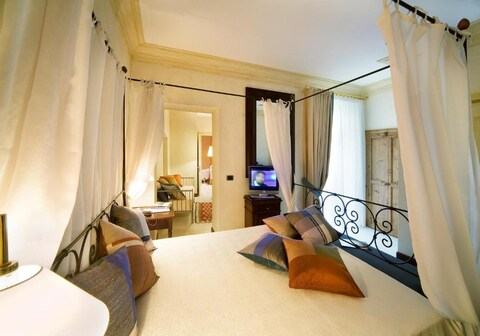 Algila Ortigia Charme Hotel