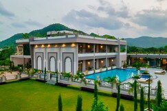 Mountain Creek, Udaipur Mountain Creek, Udaipur