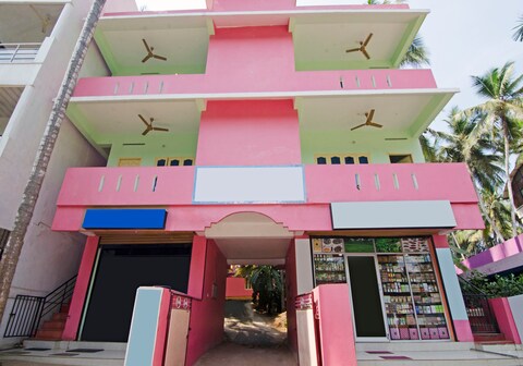 Shirley's Beach B&B (AC Deluxe Room)