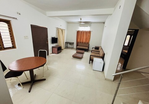 Ashray Luxury 5 BHK Villa