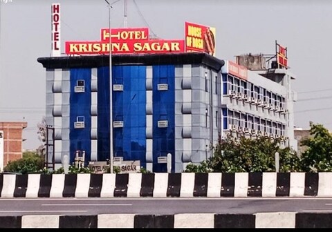 Hotel Krishna Sagar NH24